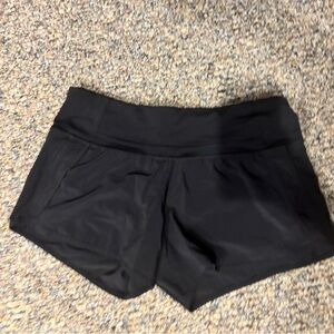 Lululemon Athletica Speed ups 2.5’’